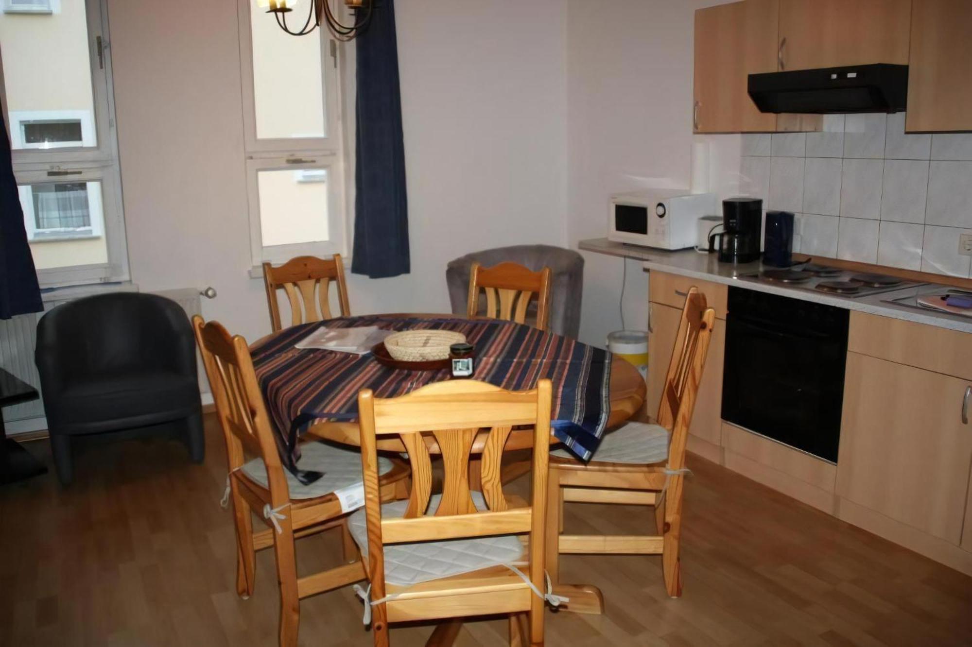 Ferienwohnung In Strandnaehe In Ahlbeck Heringsdorf  Exteriör bild
